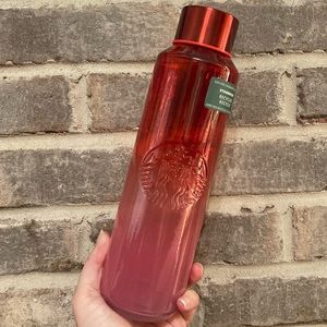 Starbucks Gradient Red 22oz water bottle